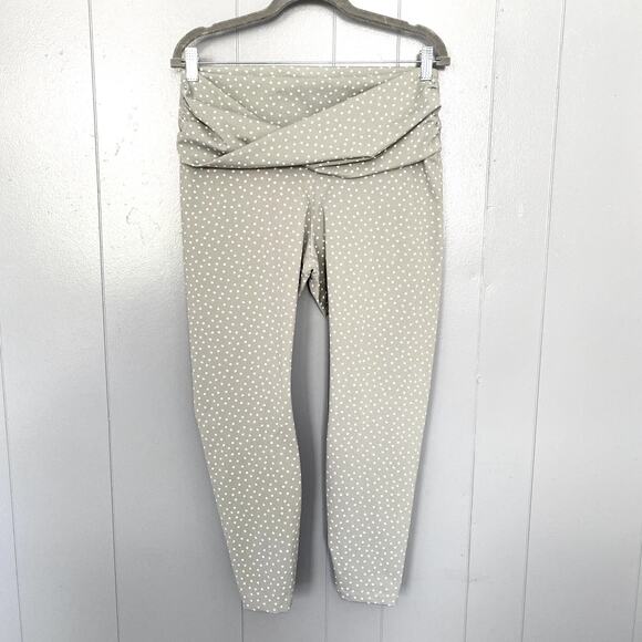 Nike Yoga Gray Polka Dot Twist 7/8 Cropped Athletic Tights Leggings XL - Picture 2 of 7
